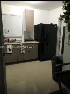 For Rent: $1,600 (1 beds, 1 baths, 2297 Square Feet)