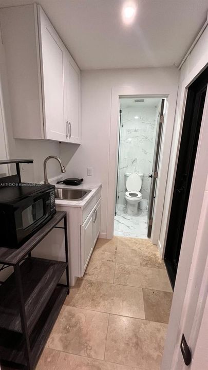 For Rent: $1,300 (1 beds, 1 baths, 0 Square Feet)