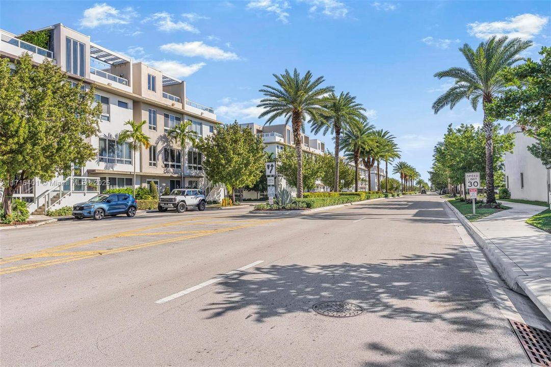 For Sale: $995,000 (4 beds, 3 baths, 2683 Square Feet)