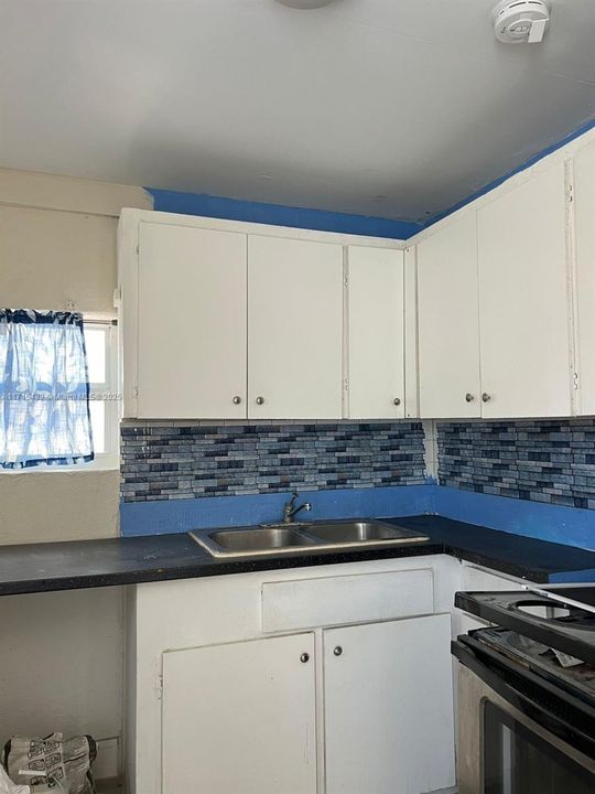 For Rent: $2,000 (2 beds, 1 baths, 2246 Square Feet)