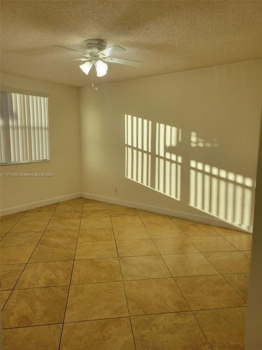 For Rent: $2,700 (3 beds, 2 baths, 1166 Square Feet)