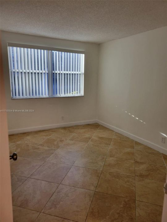 For Rent: $2,700 (3 beds, 2 baths, 1166 Square Feet)