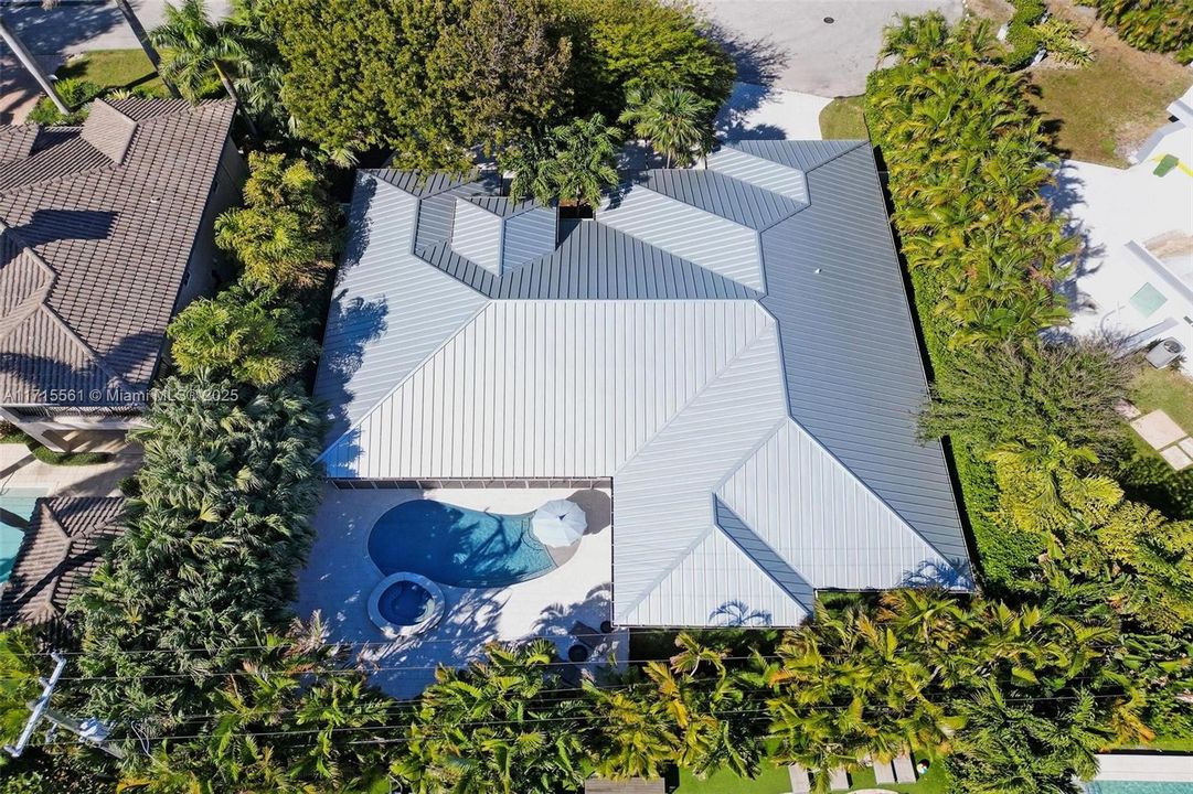 En Venta: $3,899,000 (4 camas, 4 baños, 3500 Pies cuadrados)