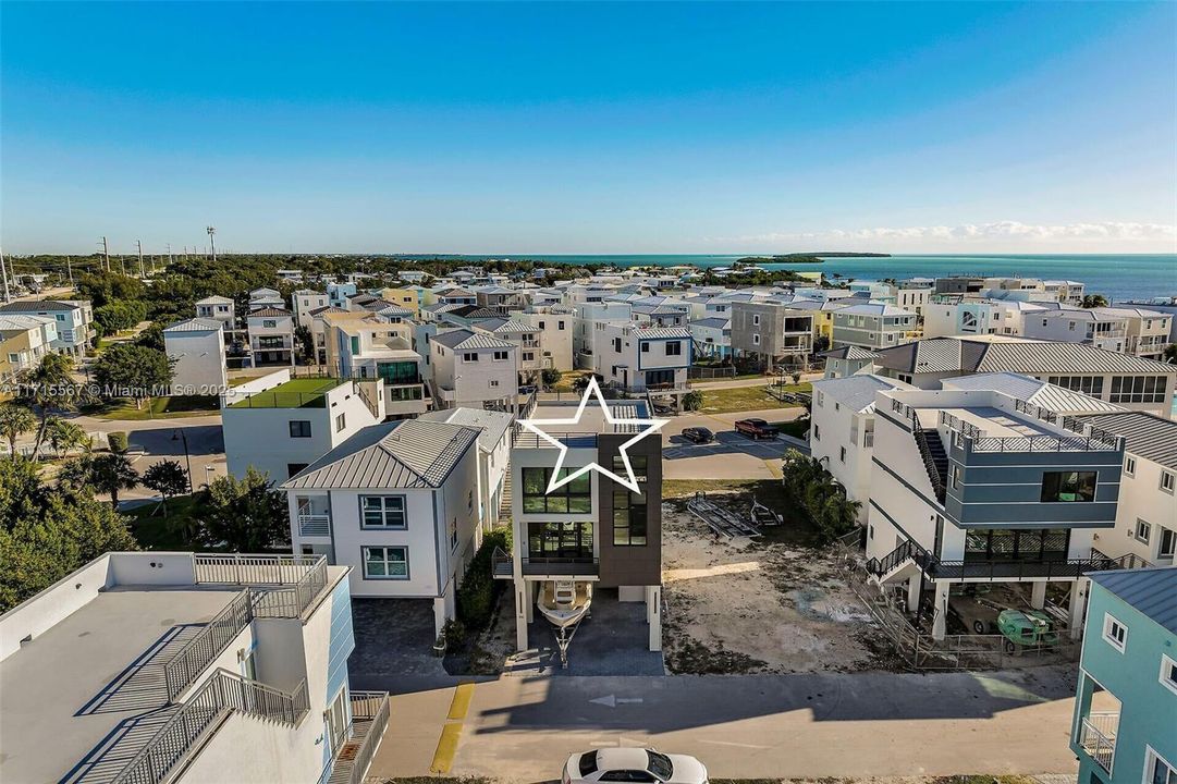 For Sale: $1,350,000 (3 beds, 3 baths, 0 Square Feet)