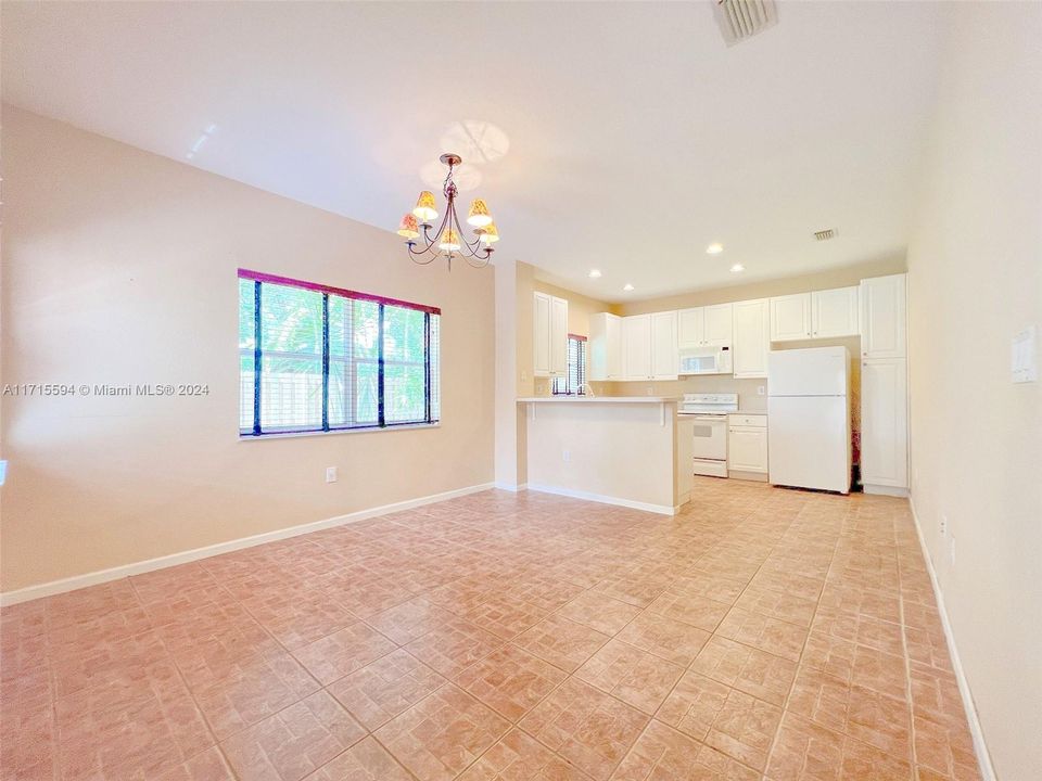 For Rent: $3,800 (3 beds, 2 baths, 1923 Square Feet)