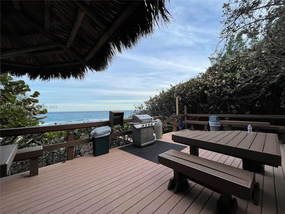 Private Grill Area facing the Beach