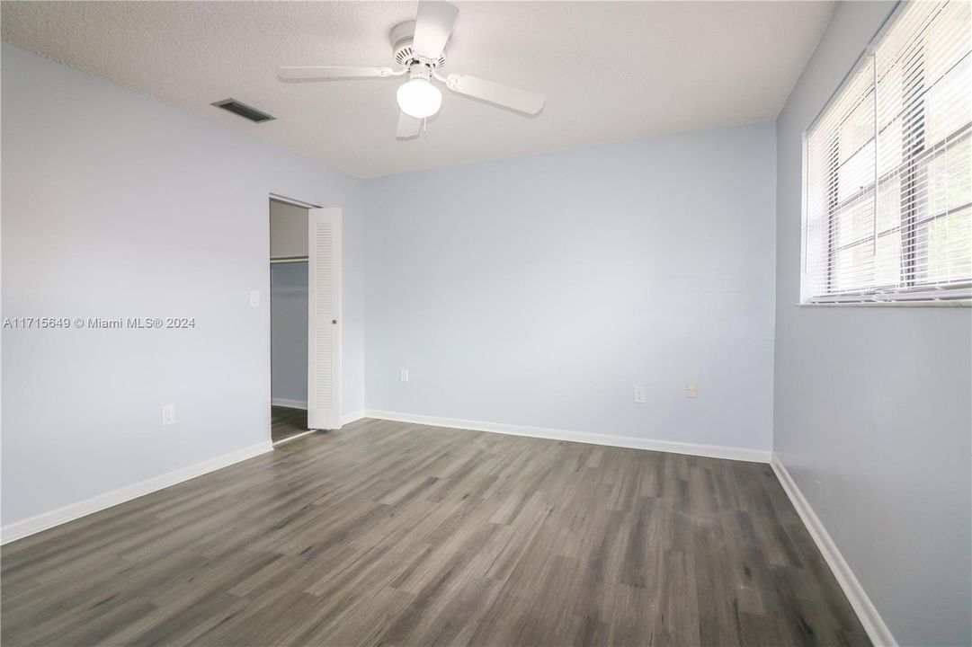 For Rent: $2,300 (2 beds, 2 baths, 1264 Square Feet)