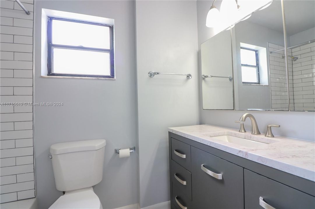 For Rent: $2,300 (2 beds, 2 baths, 1264 Square Feet)