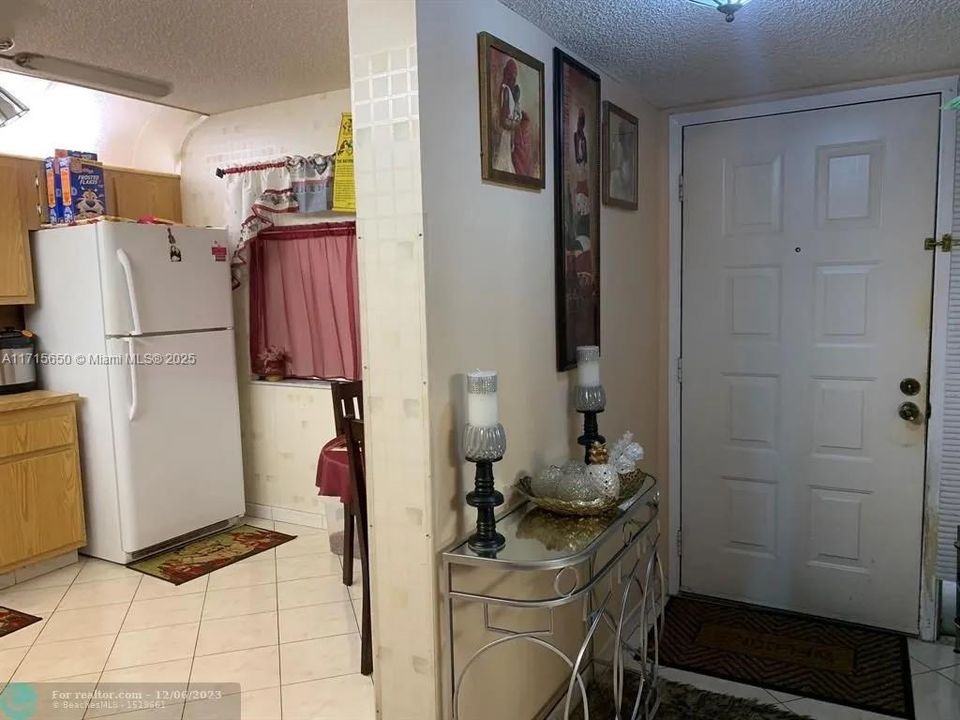 For Sale: $180,835 (2 beds, 2 baths, 1350 Square Feet)