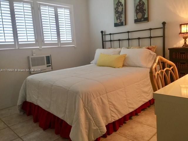 For Rent: $1,650 (1 beds, 1 baths, 550 Square Feet)