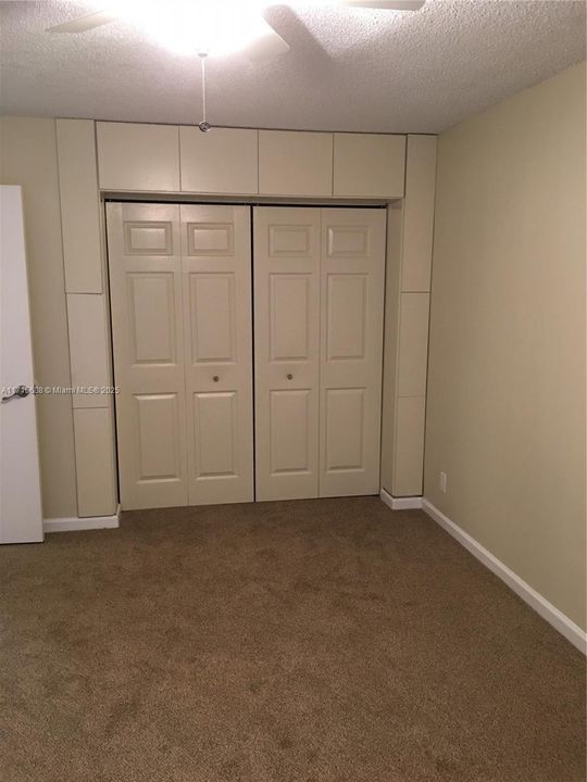 For Rent: $1,950 (2 beds, 2 baths, 910 Square Feet)