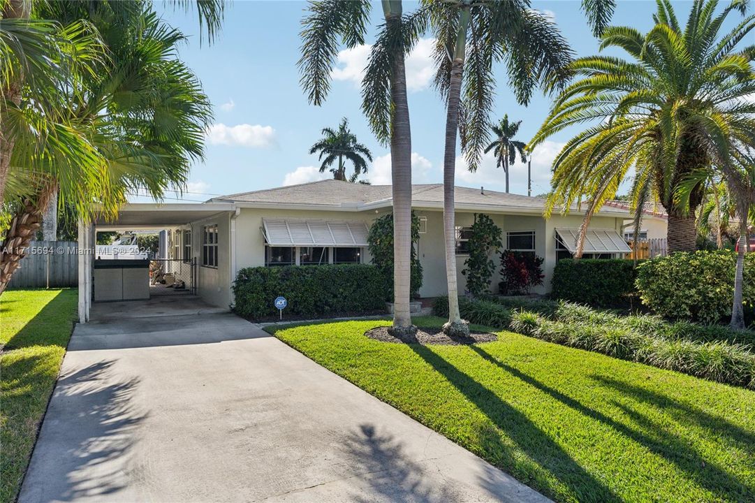 For Sale: $650,000 (3 beds, 2 baths, 1420 Square Feet)