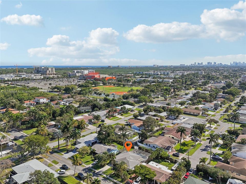 For Sale: $650,000 (3 beds, 2 baths, 1420 Square Feet)