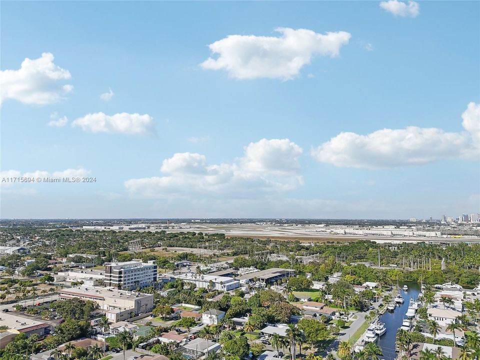 For Sale: $650,000 (3 beds, 2 baths, 1420 Square Feet)