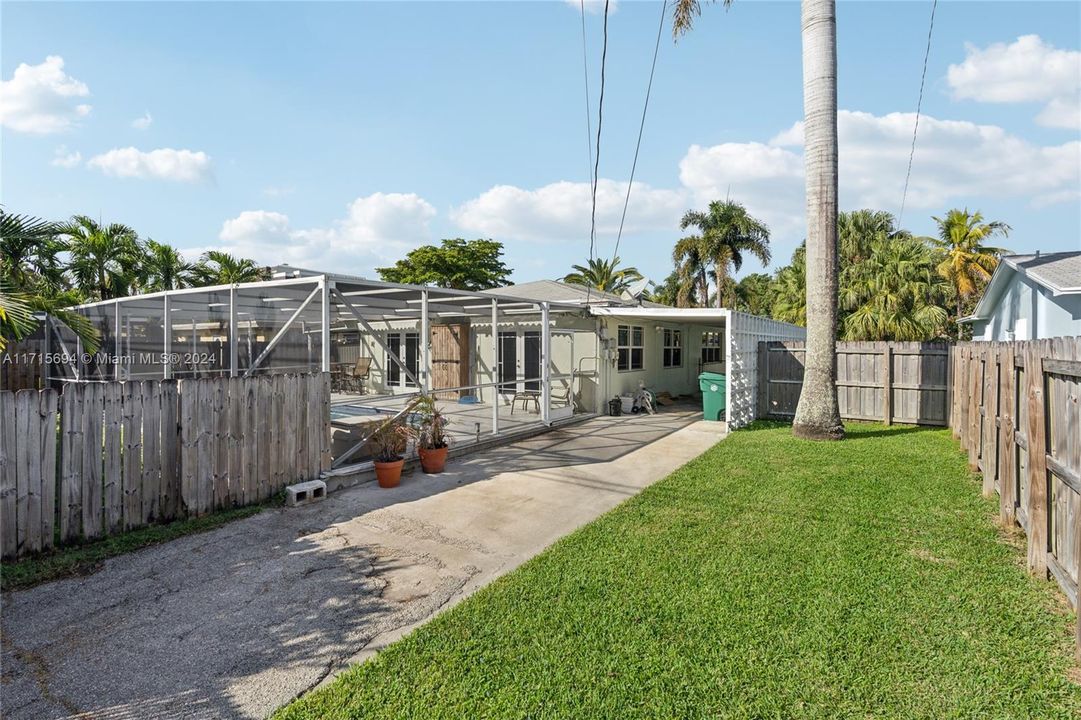 For Sale: $650,000 (3 beds, 2 baths, 1420 Square Feet)