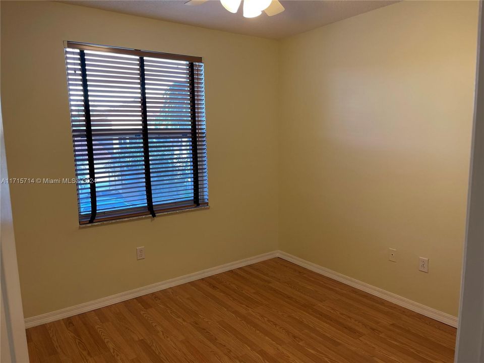 For Rent: $2,900 (3 beds, 2 baths, 1416 Square Feet)