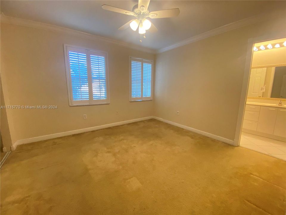 For Rent: $4,400 (4 beds, 3 baths, 3318 Square Feet)