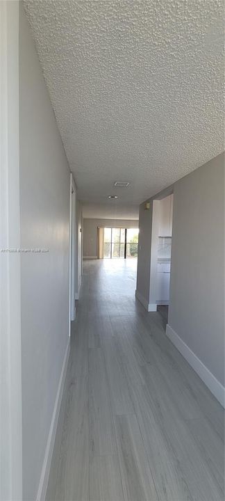 For Rent: $2,600 (2 beds, 2 baths, 1220 Square Feet)