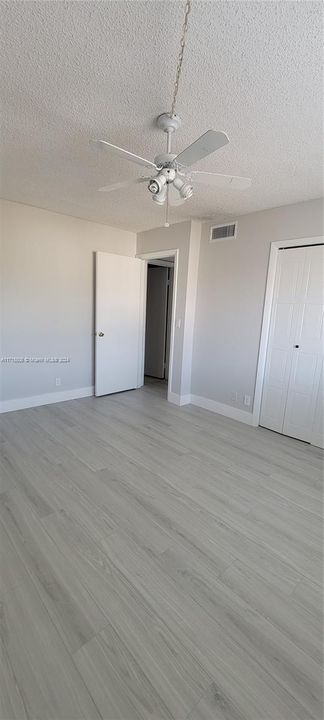 For Rent: $2,600 (2 beds, 2 baths, 1220 Square Feet)