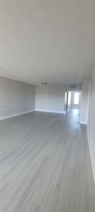 For Rent: $2,600 (2 beds, 2 baths, 1220 Square Feet)