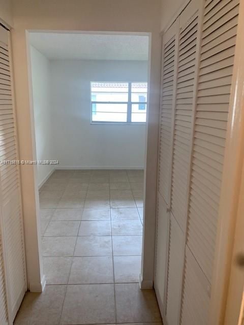 For Rent: $1,549 (1 beds, 1 baths, 750 Square Feet)