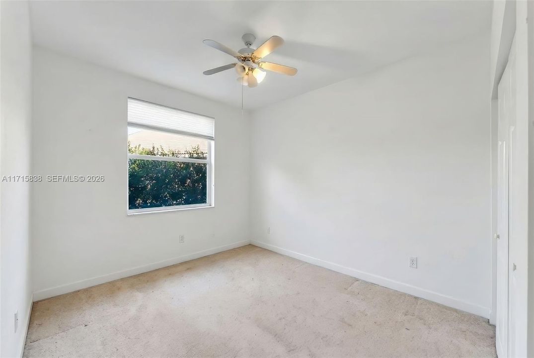 Activo con contrato: $1,120,000 (5 camas, 4 baños, 3418 Pies cuadrados)