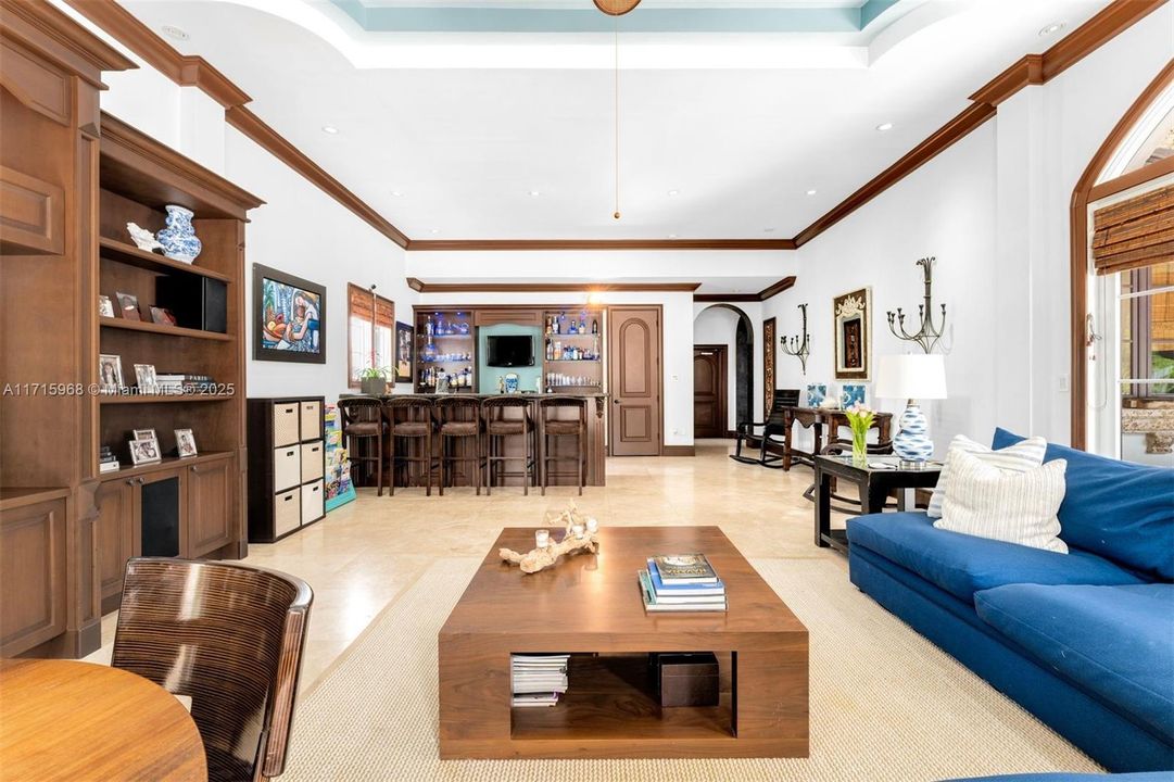 En Venta: $5,900,000 (7 camas, 6 baños, 7395 Pies cuadrados)