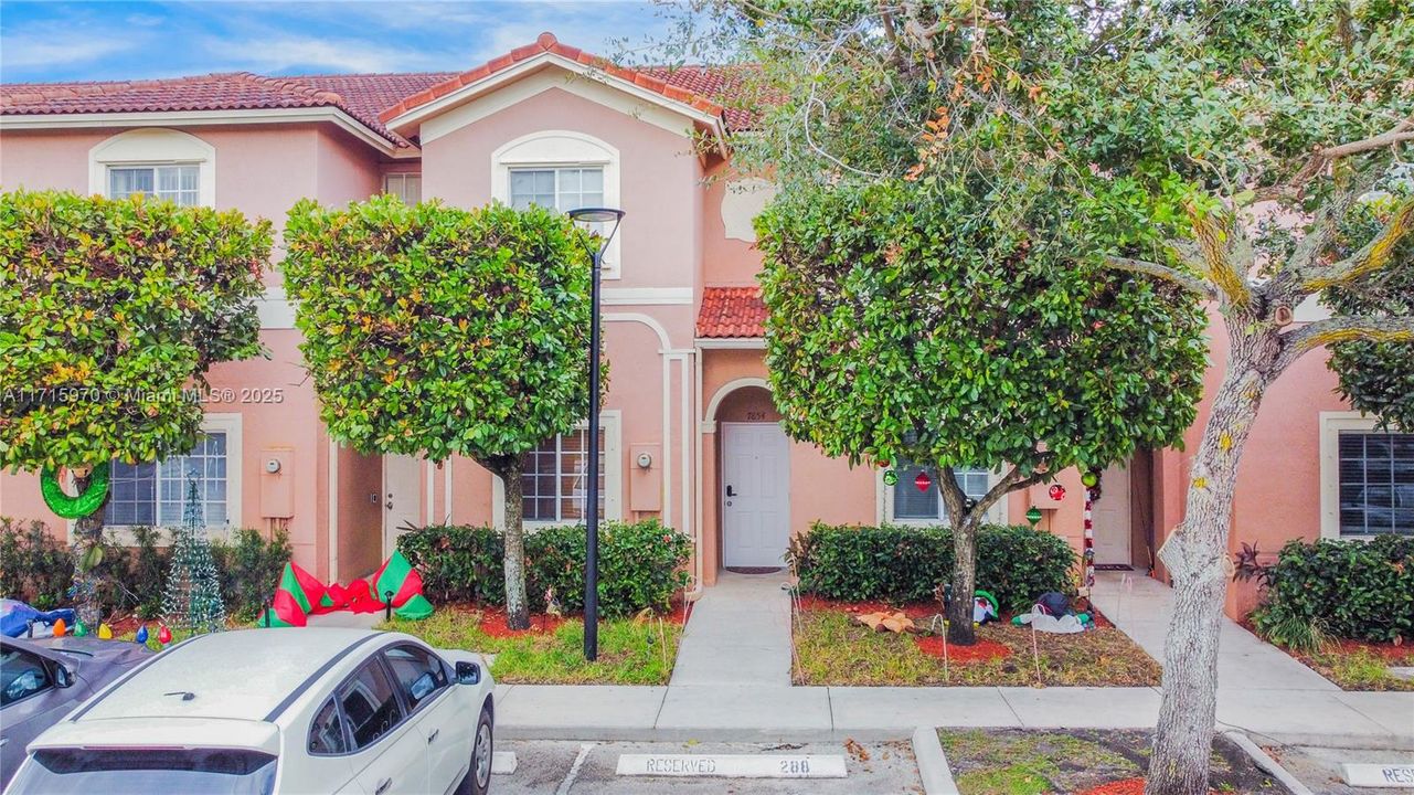 待售: $389,900 (3 贝兹, 3 浴室, 1332 平方英尺)