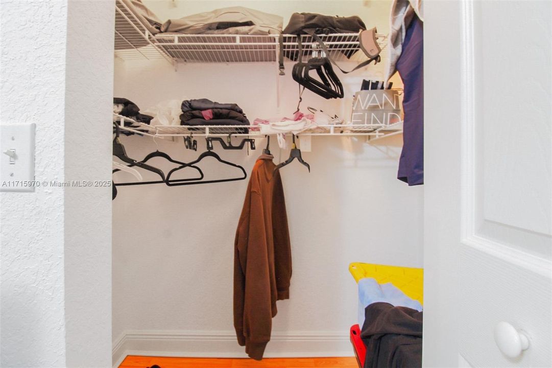 待售: $389,900 (3 贝兹, 3 浴室, 1332 平方英尺)