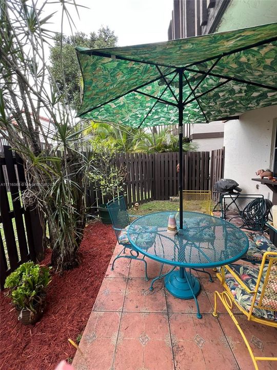 En Venta: $435,000 (2 camas, 2 baños, 1290 Pies cuadrados)