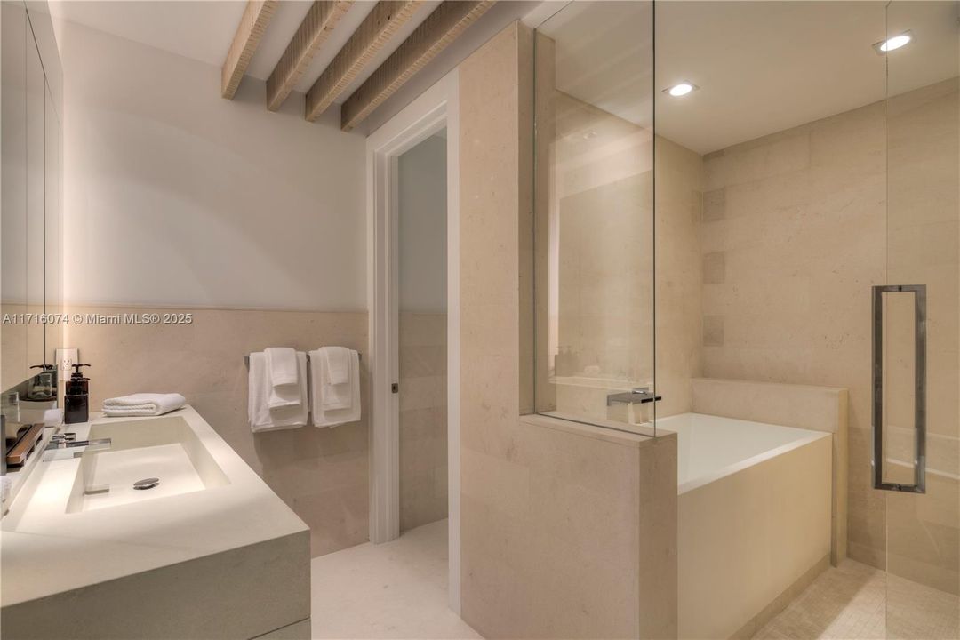 В аренду: $80,000 (4 спален, 4 ванн, 2792 Квадратных фут)