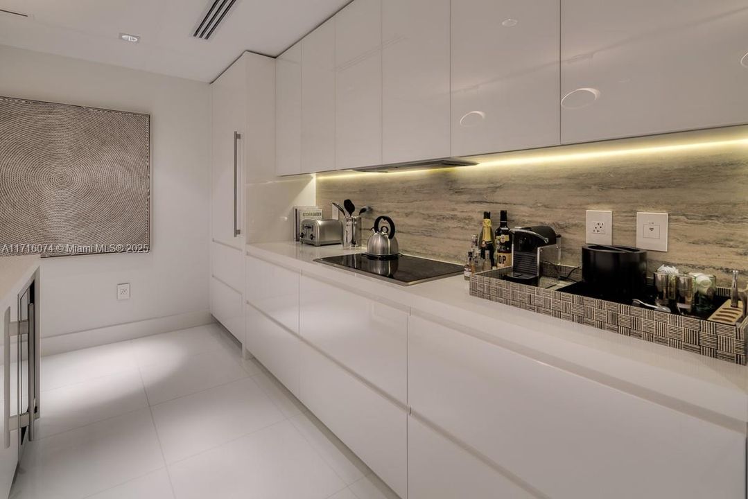 В аренду: $80,000 (4 спален, 4 ванн, 2792 Квадратных фут)