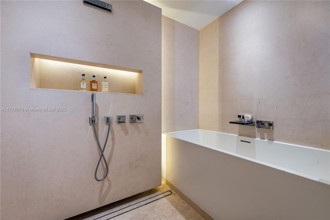 В аренду: $80,000 (4 спален, 4 ванн, 2792 Квадратных фут)