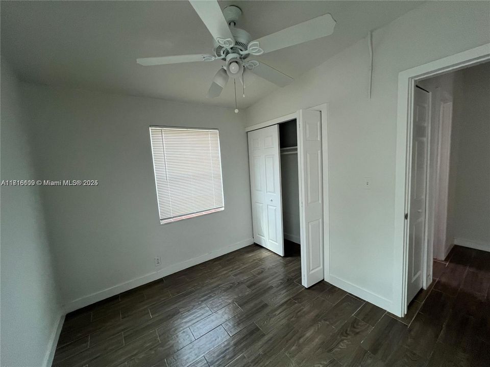 For Rent: $2,500 (2 beds, 1 baths, 594 Square Feet)