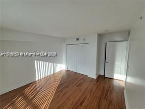 For Rent: $3,100 (2 beds, 2 baths, 1027 Square Feet)