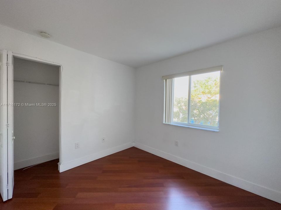 For Rent: $2,675 (3 beds, 2 baths, 1300 Square Feet)