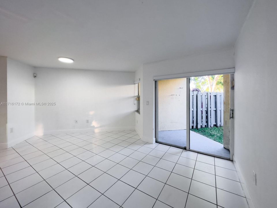 For Rent: $2,675 (3 beds, 2 baths, 1300 Square Feet)