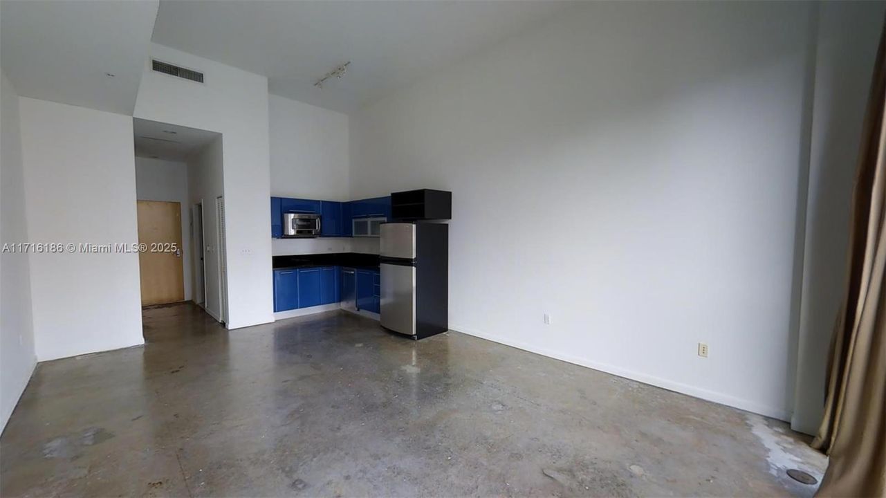 For Rent: $1,950 (0 beds, 1 baths, 501 Square Feet)