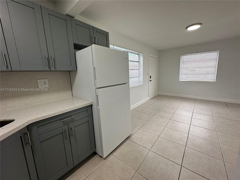 For Rent: $1,950 (1 beds, 1 baths, 0 Square Feet)