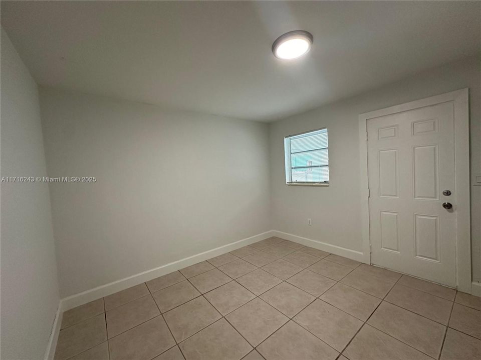 For Rent: $1,950 (1 beds, 1 baths, 0 Square Feet)