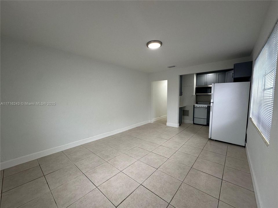 For Rent: $1,950 (1 beds, 1 baths, 0 Square Feet)