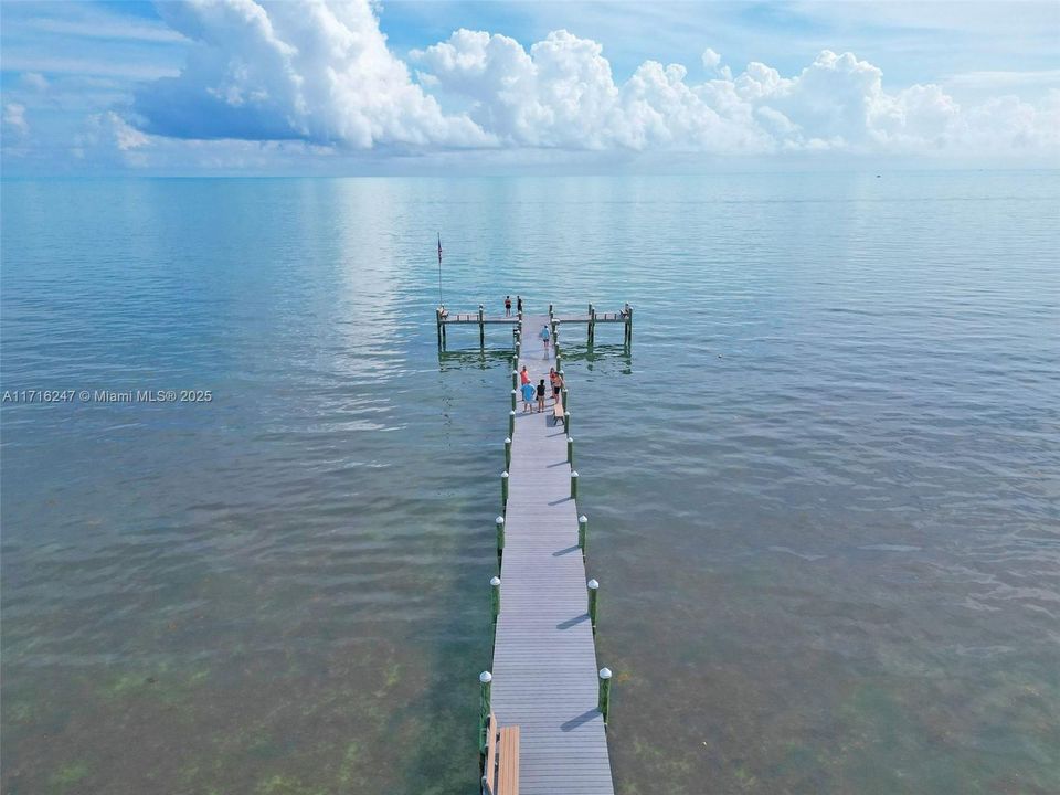 400 FT. DOCK