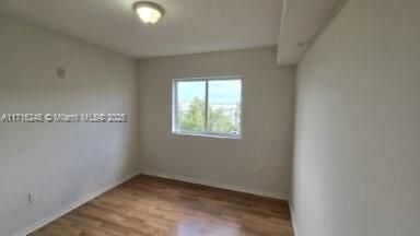 For Rent: $1,900 (2 beds, 2 baths, 809 Square Feet)