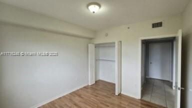 For Rent: $1,900 (2 beds, 2 baths, 809 Square Feet)