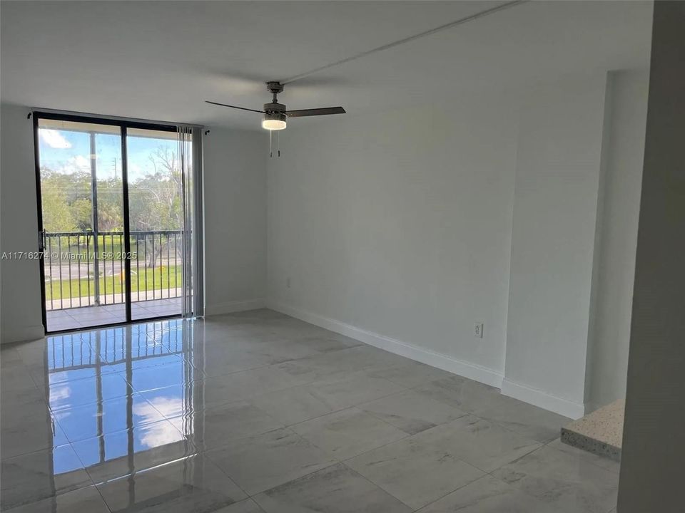 En Venta: $219,999 (1 camas, 1 baños, 720 Pies cuadrados)