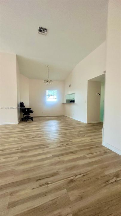 For Sale: $450,000 (3 beds, 2 baths, 1449 Square Feet)