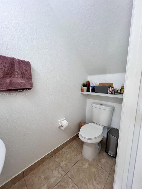 For Rent: $2,500 (2 beds, 2 baths, 1190 Square Feet)