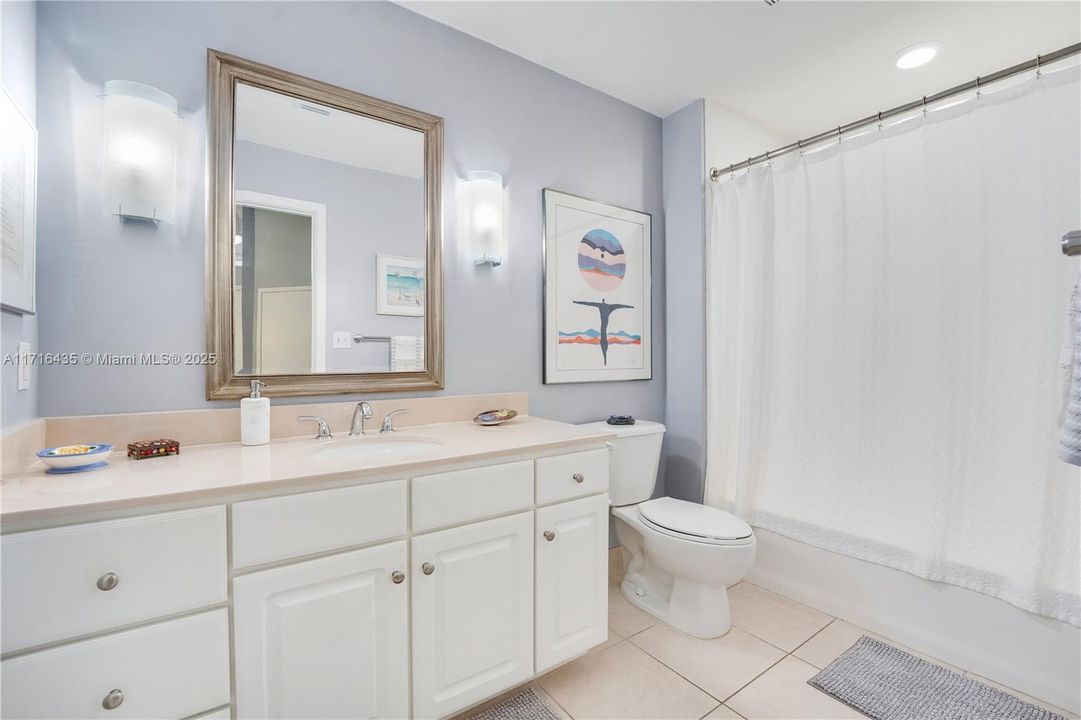 Bathroom in second bedroom