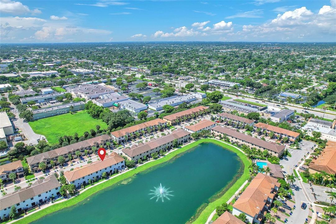 WATERVIEW NEWER TOWNHOME