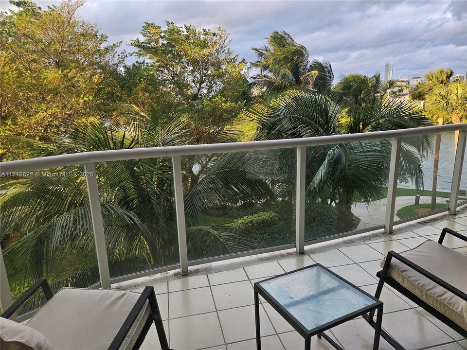 En Venta: $420,000 (1 camas, 1 baños, 1238 Pies cuadrados)